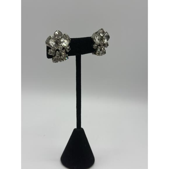 Vintage Clear Rhinestone Silver Tone Clip In Earrings - Picture 2 of 5